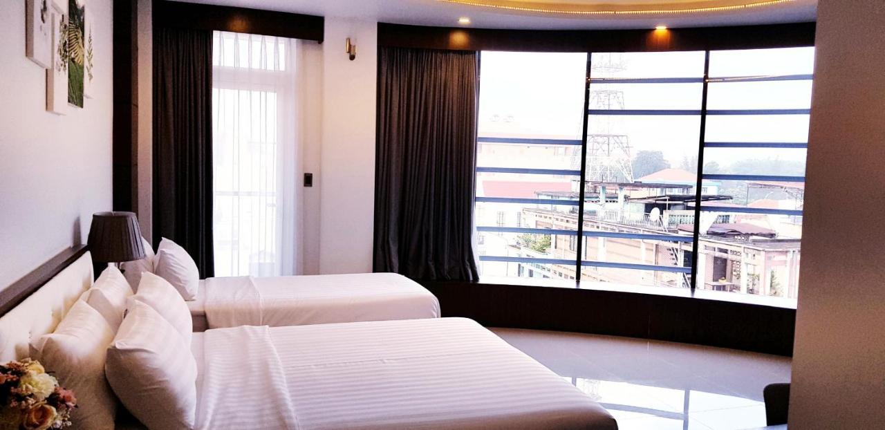 Quoc Thanh Hotel Long Khanh Екстериор снимка