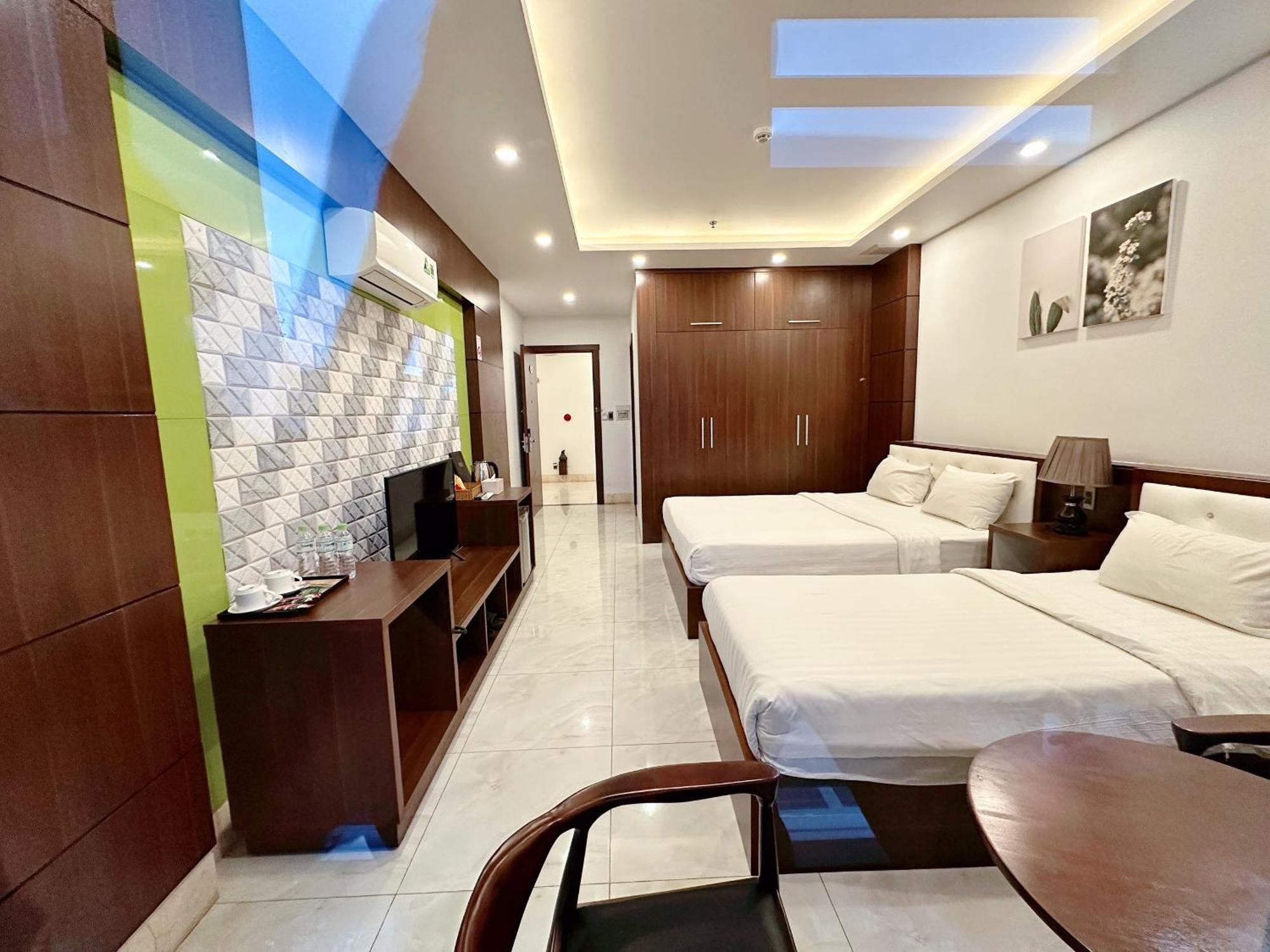 Quoc Thanh Hotel Long Khanh Екстериор снимка