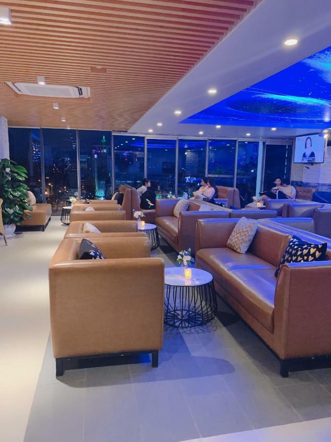 Quoc Thanh Hotel Long Khanh Екстериор снимка